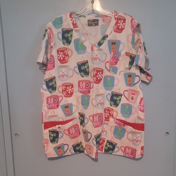 Butter Tops - Butter-Soft Multicolor Christmas Cocoa Mug Scrub Top